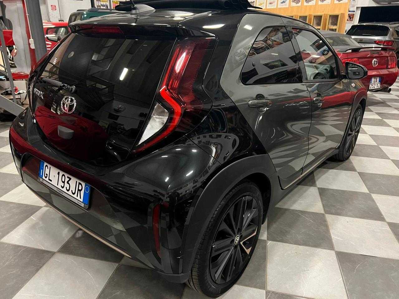 Toyota Aygo X 1.0 VVT-i 72 CV 5 porte Lounge Air S-CVT