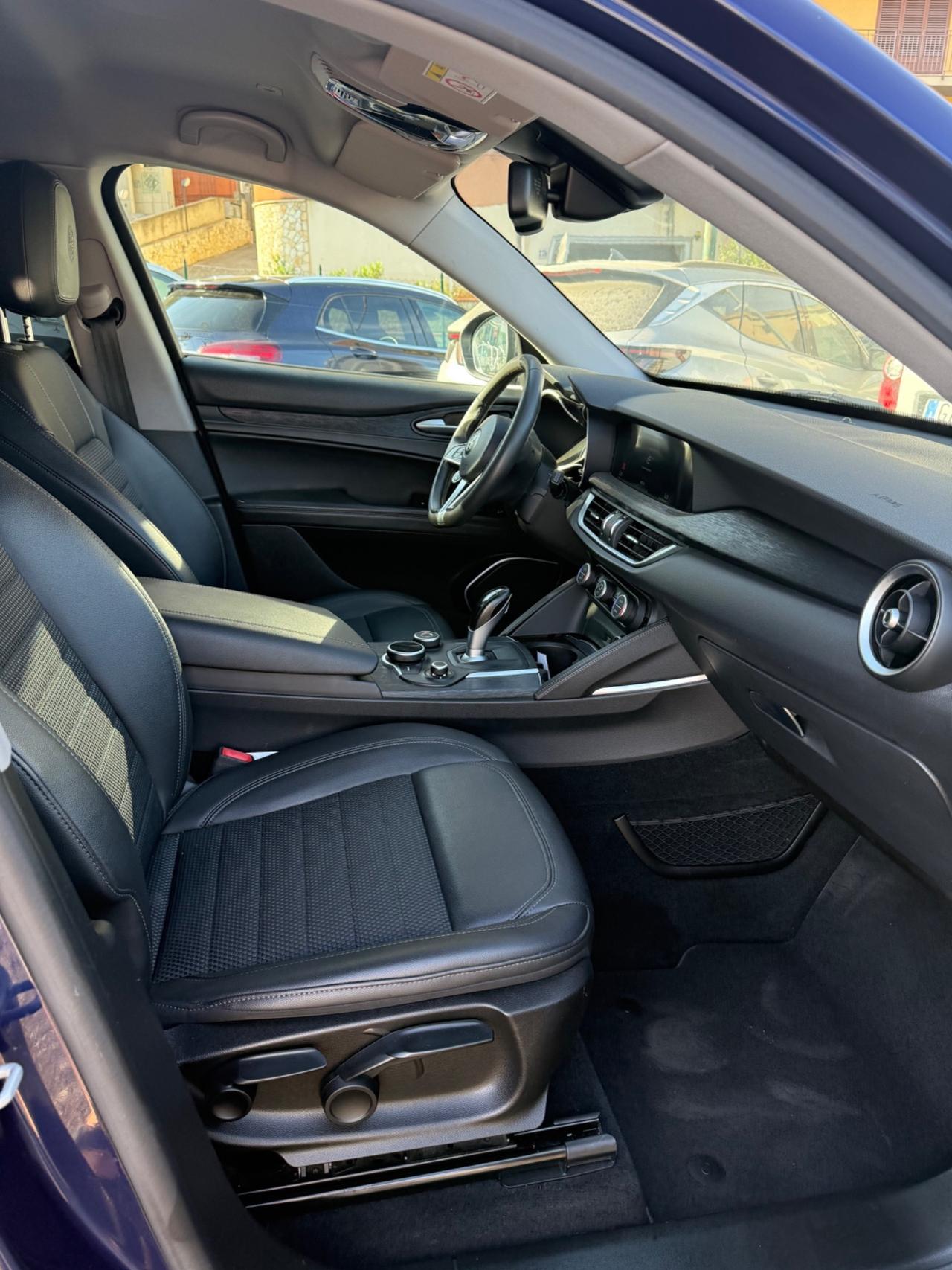 Alfa Romeo Stelvio 2.2 Turbodiesel 190 CV AT8 Q4 Executive