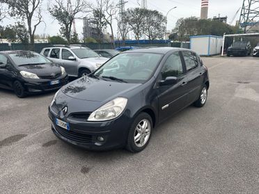 Renault Clio 1.2 5p. Rip Curl - 130.000km Neopatentati