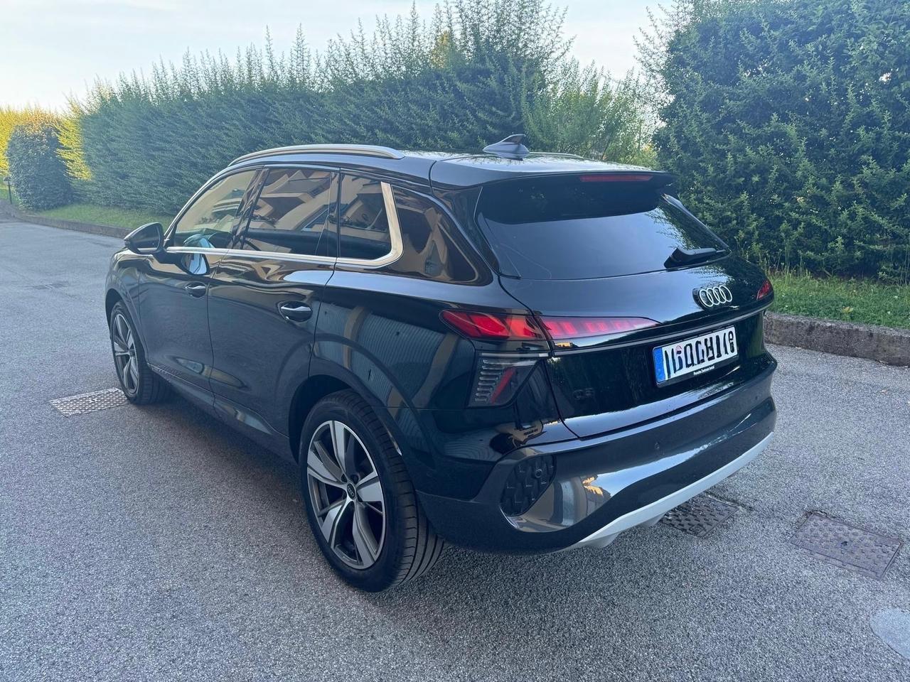 Audi Q3 35 TDI S tronic Business Advanced