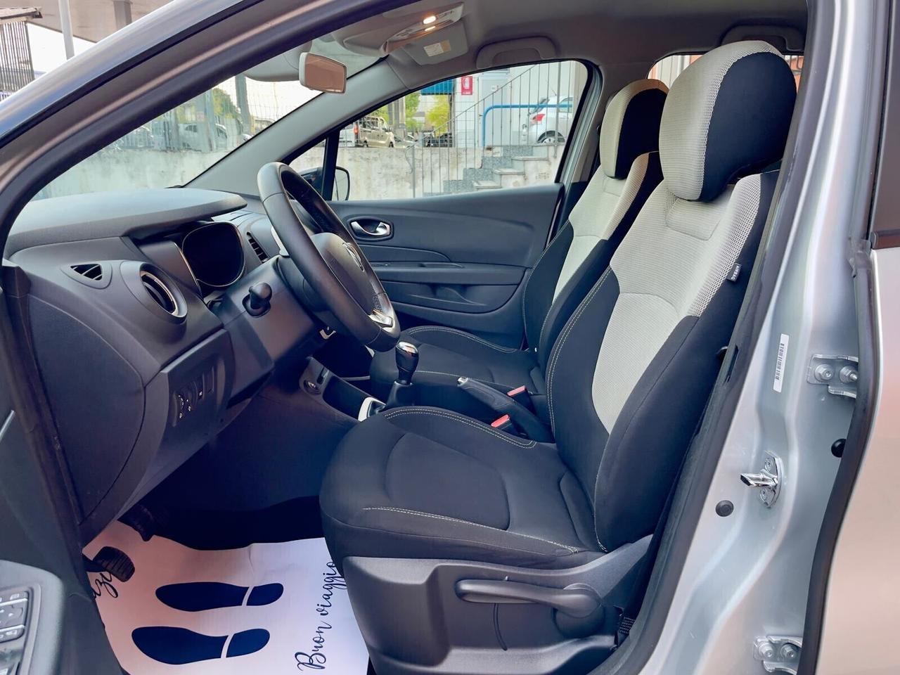 Renault Captur EXPERIENCE