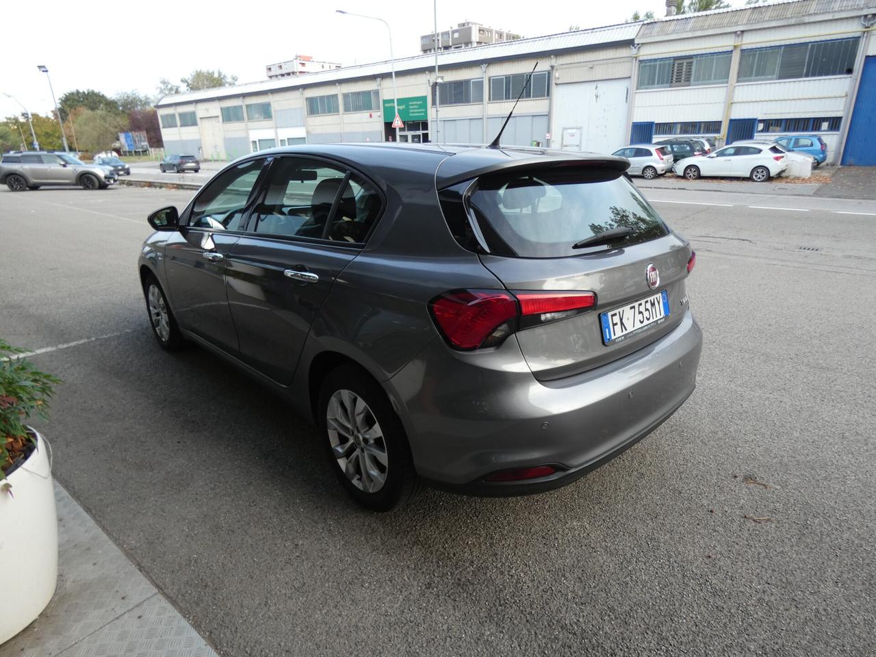 FIAT Tipo (2015-->) Tipo 1.4 T-Jet 120CV 5 port...