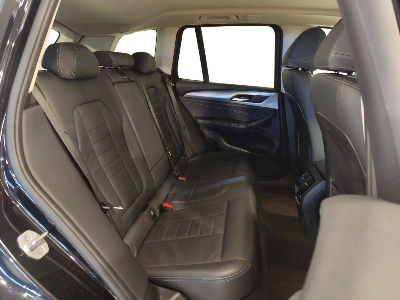 BMW X3 xDrive30e Business Advantage