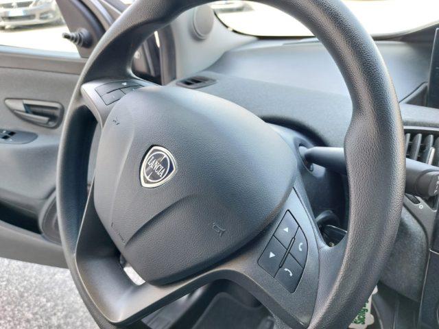 LANCIA Ypsilon 1.0 FireFly 5 porte S&S Hybrid Ecochic Gold Uniprò