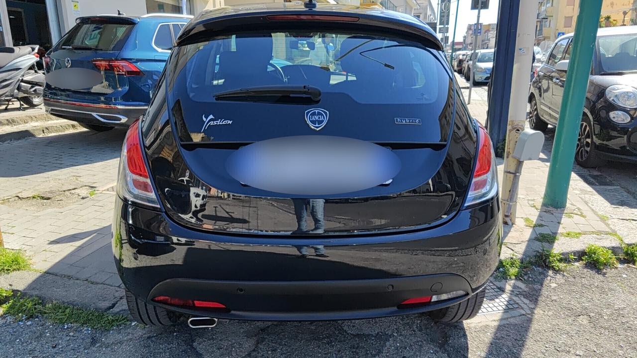 Lancia Ypsilon 1.0 HYBRID GOLD 5 porte CONSUMI RIDOTTI