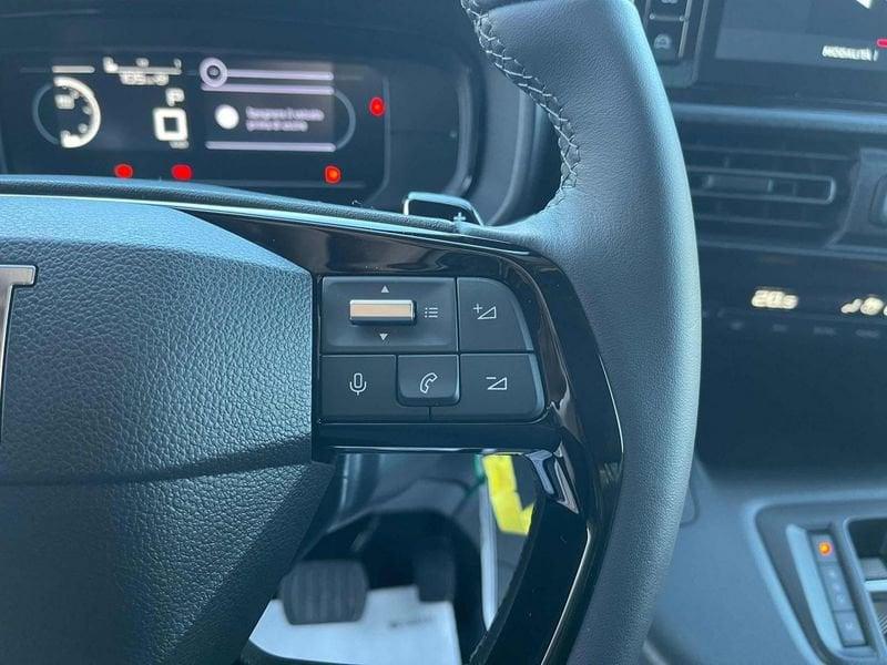 FIAT Doblò SERIE 3 COMBI 1.5 BlueHdi 130CV AT8 N1 - KM0