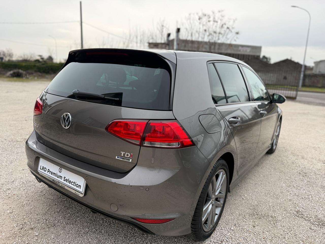 Volkswagen Golf 7 1.6 Tdi Dsg 110cv R-line Edition Uniporp E6