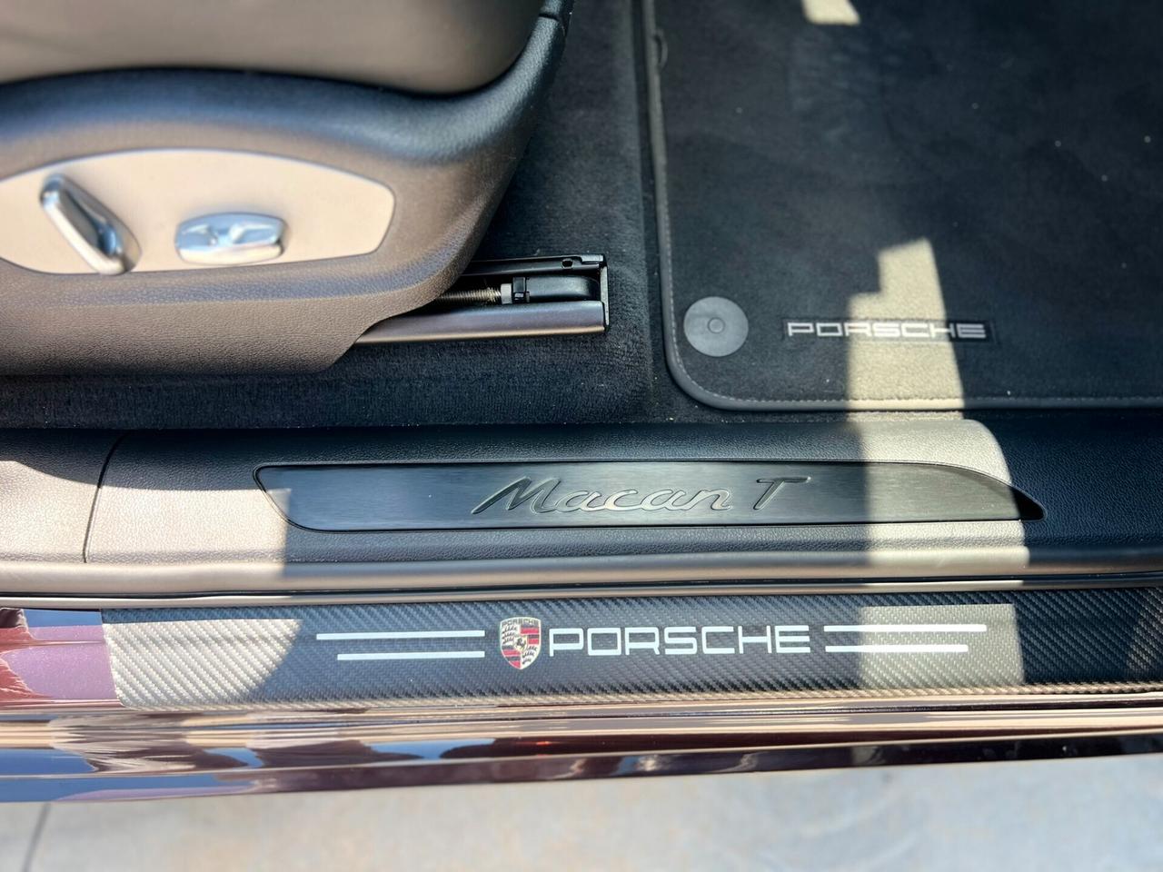 Porsche Macan T 2.0 265cv PDK MY22 TETTO RUBINO UNICA