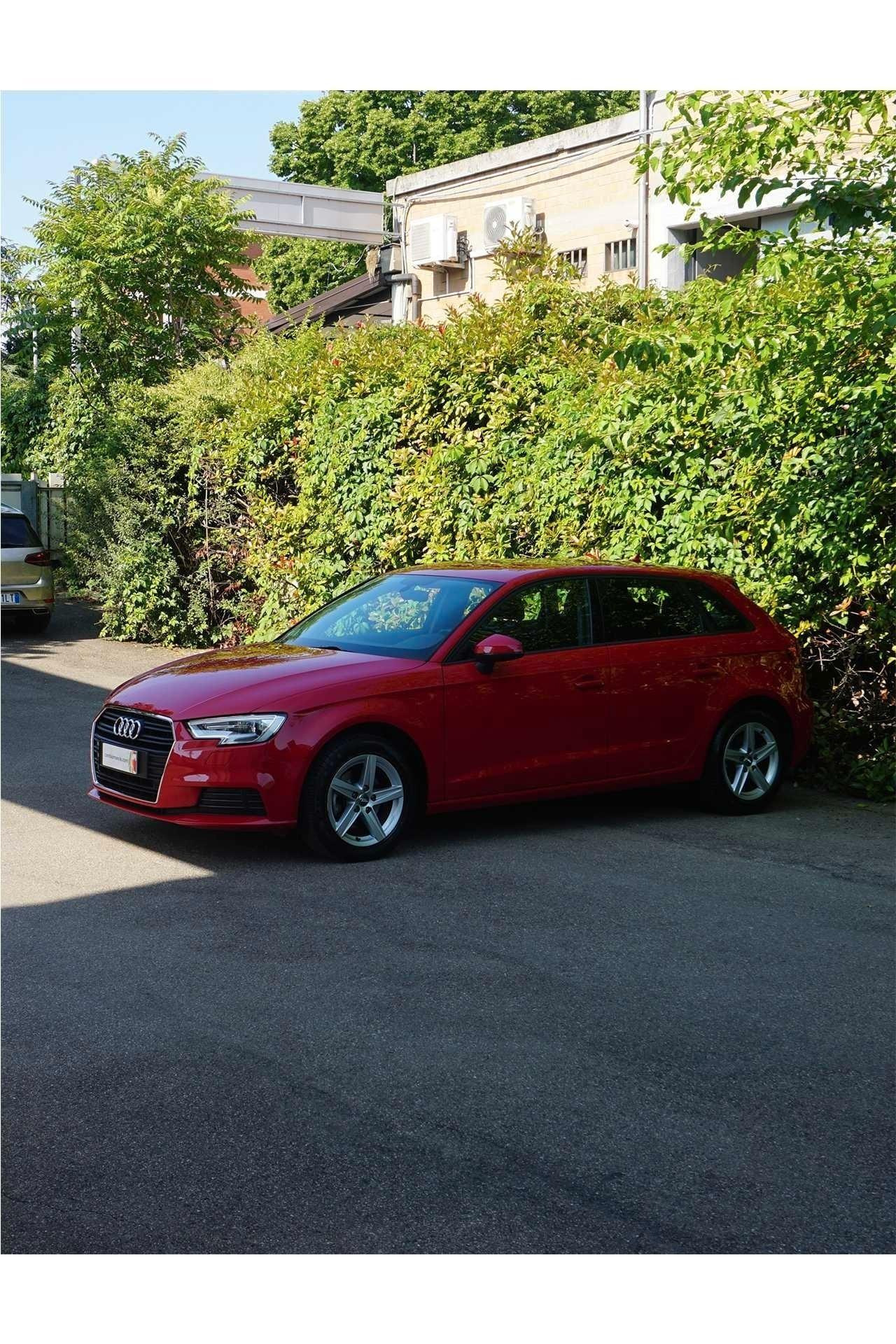 Audi A3 SPB 2.0 TDI S tronic Business