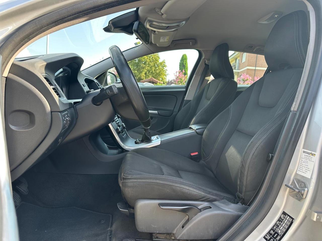 Volvo V60 2.0 d2 Business