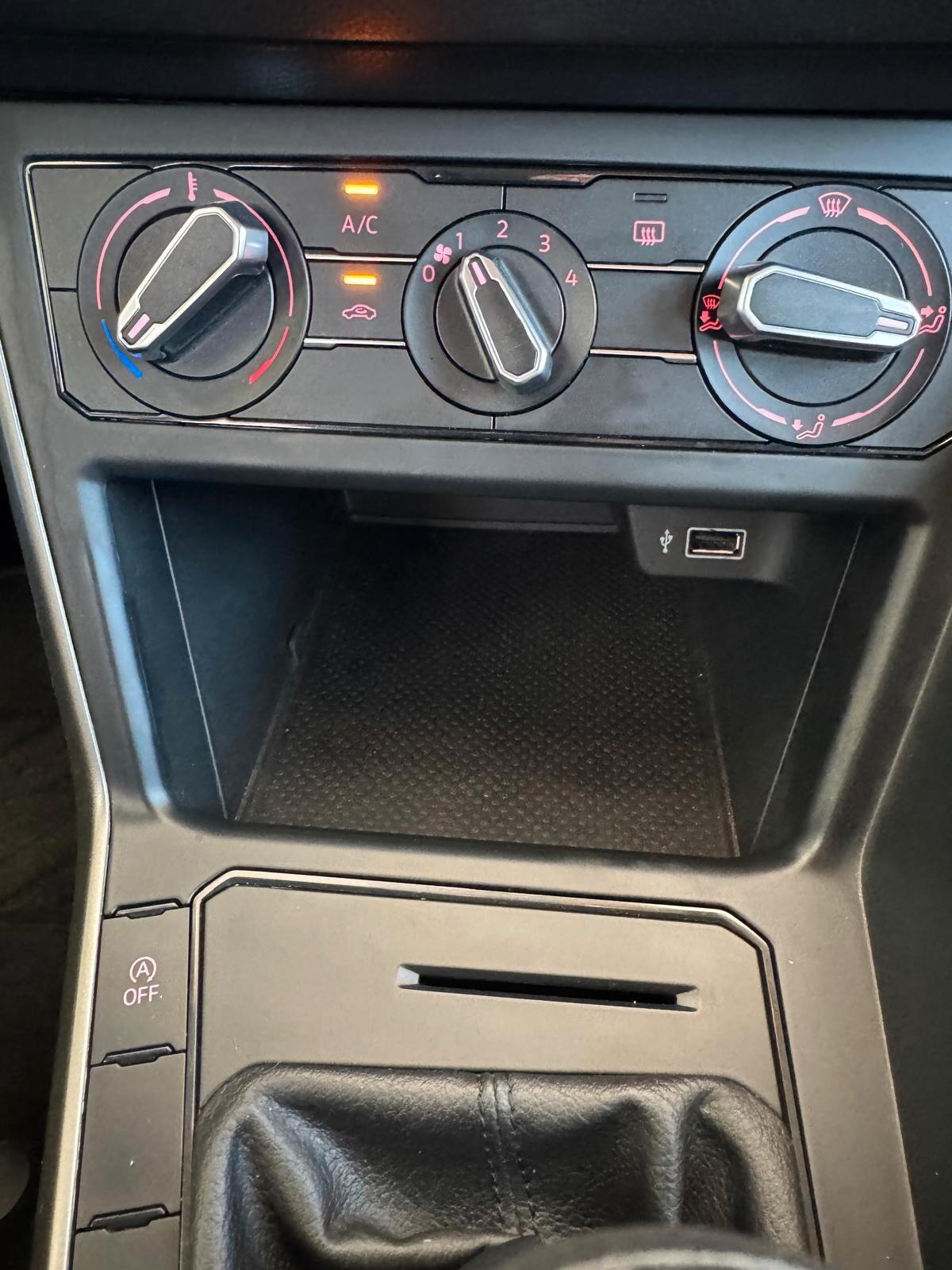 Volkswagen Polo 1.0 EVO 80 CV 5p. Comfortline -OK NEOPATENTATI