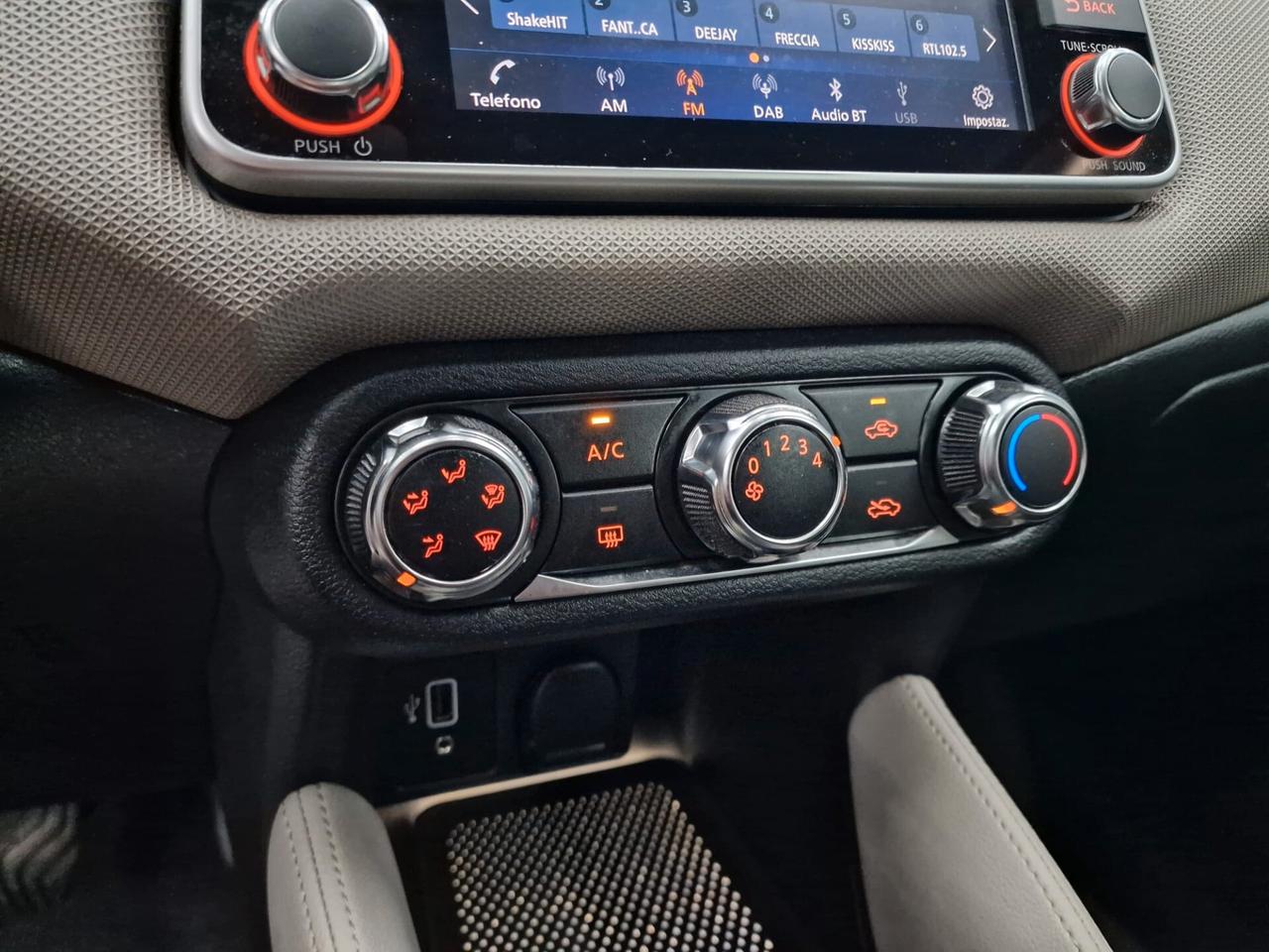 Nissan Micra 1.0 IG-T 100 5 porte Tekna