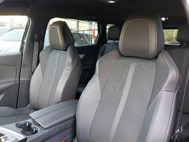 PEUGEOT 5008 BlueHDi 130 S&S EAT8 GT