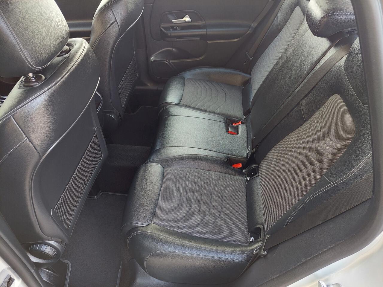 Mercedes-benz B 180 d Automatic AMG Line Premium