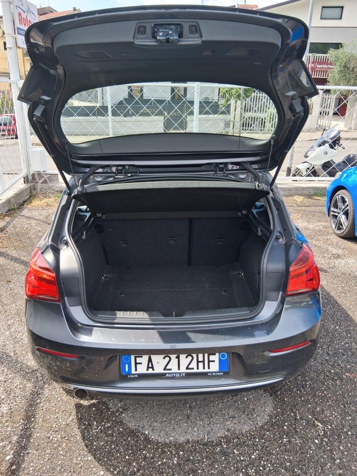 Bmw 116 116d 5p. Urban
