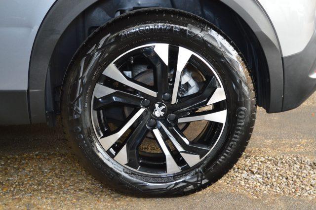 PEUGEOT 2008 1.2 PureTech 130 S&S EAT8 Allure Automatica