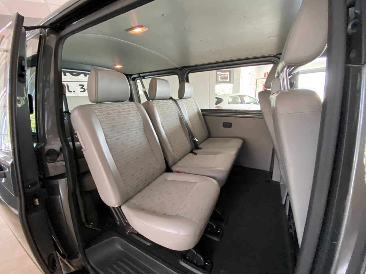 Volkswagen Transporter 2.0 TDI 102CV Kombi 9 POSTI EURO 5A