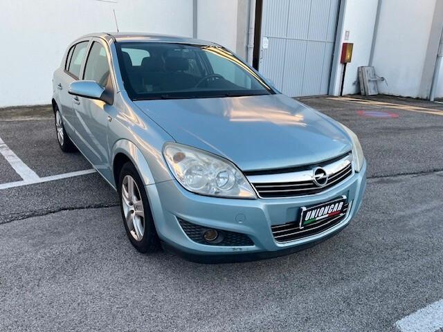 Opel Astra 1.6 16V VVT 5 porte Enjoy