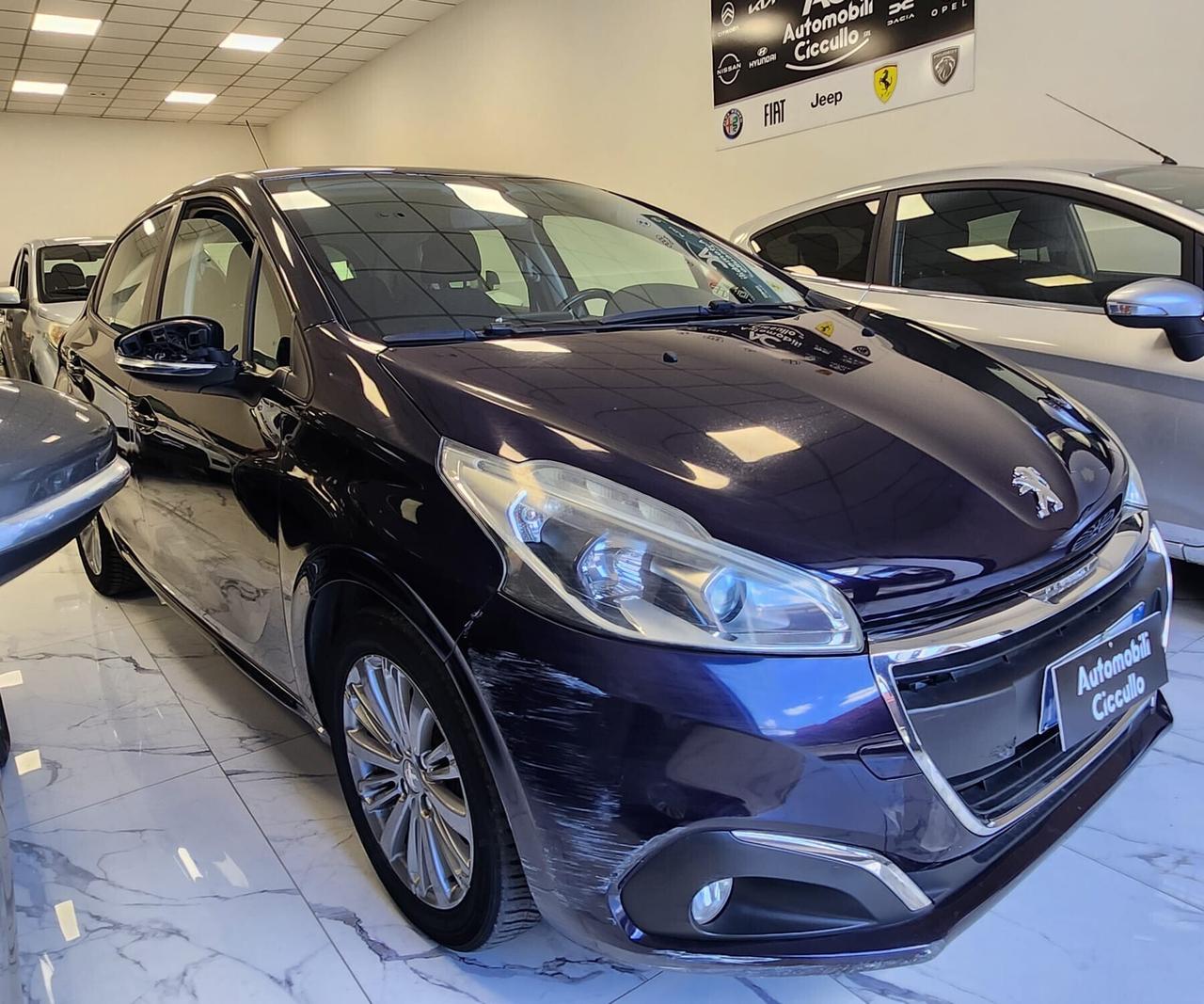 Peugeot 208 BlueHDi 1.6D 75CV 5 porte Allure