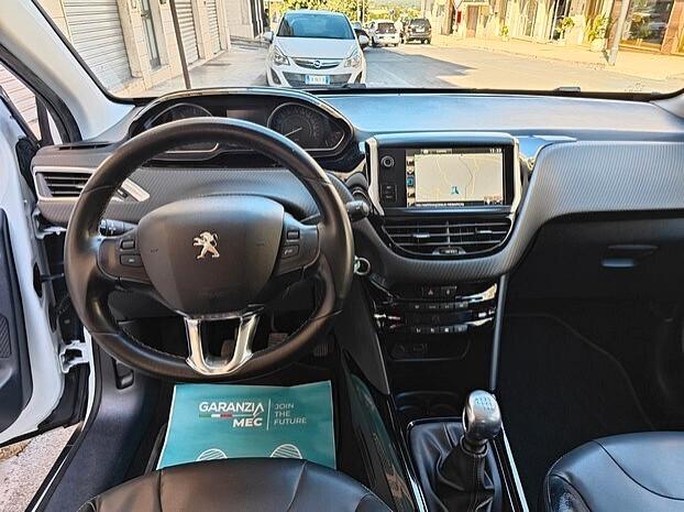 PEUGEOT 2008 1.6 Hdi 120 cv*PELLE/NAVI*-11/2015