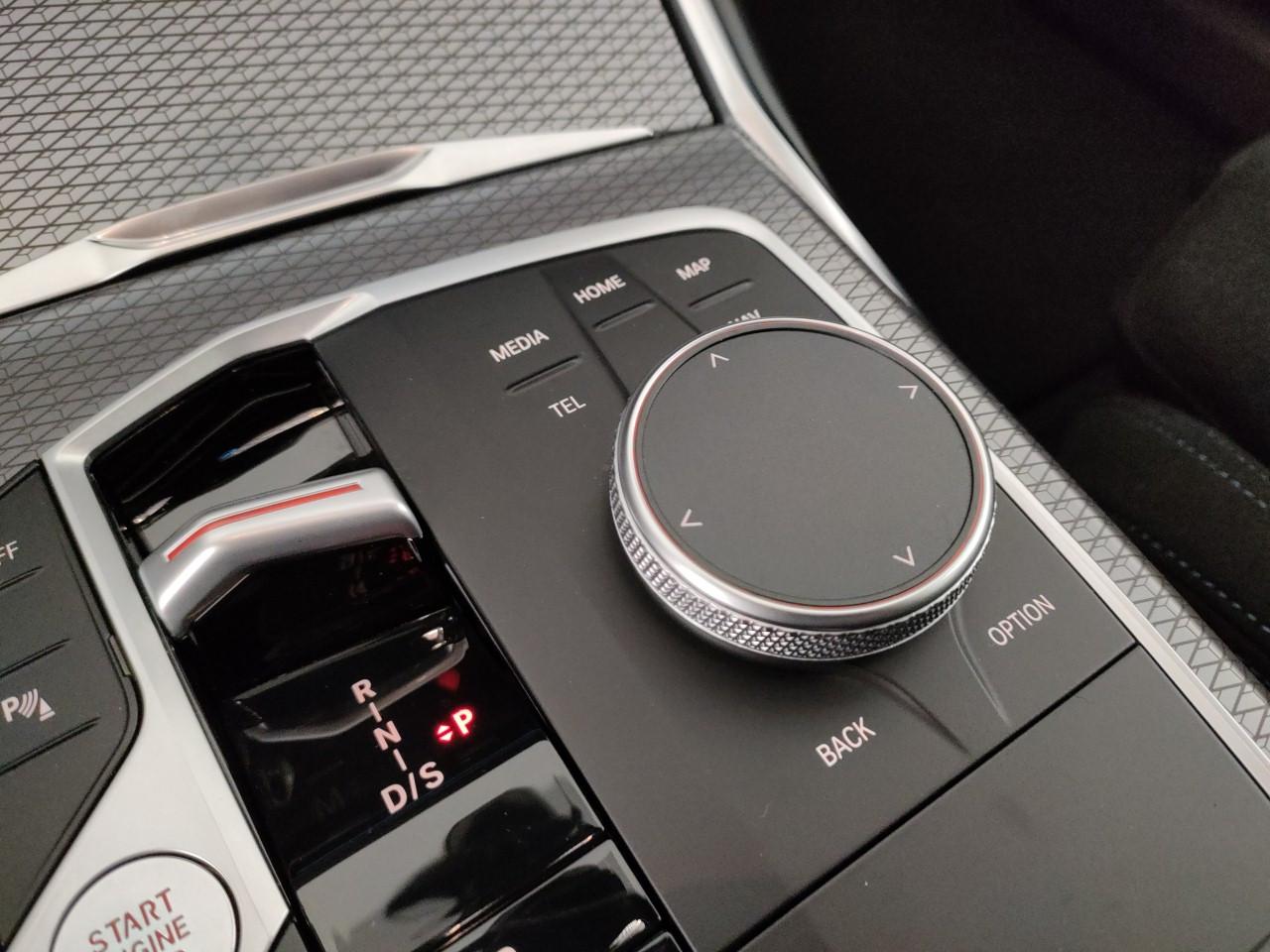 BMW 320d Touring mhev 48V MSport auto