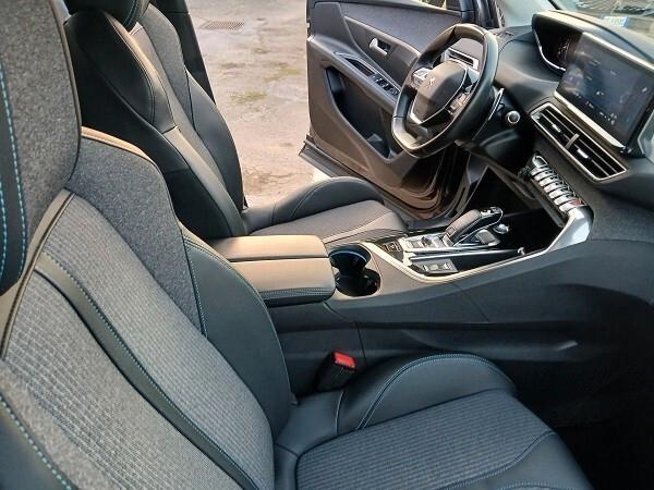 PEUGEOT 3008 1.5 BLUEHDi 130 CV EAT8 ALLURE PACK