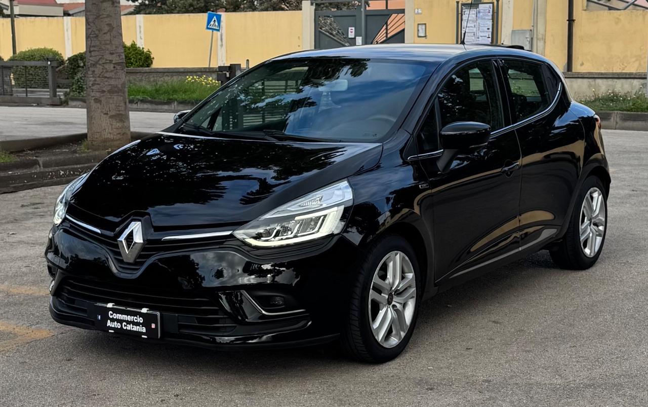 Renault Clio 1.5 dCi FARI FULL LED