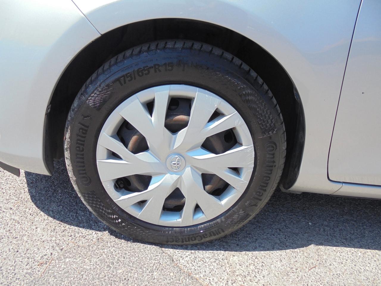 Toyota Yaris 1.5 Hybrid 5 porte Business