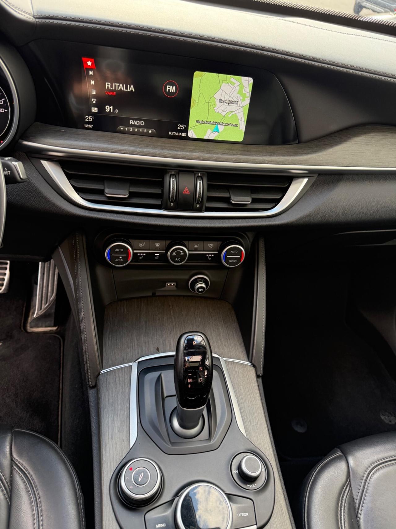 Alfa Romeo Stelvio 2.2 210 CV Q4 TETTO SOSP. FULL!