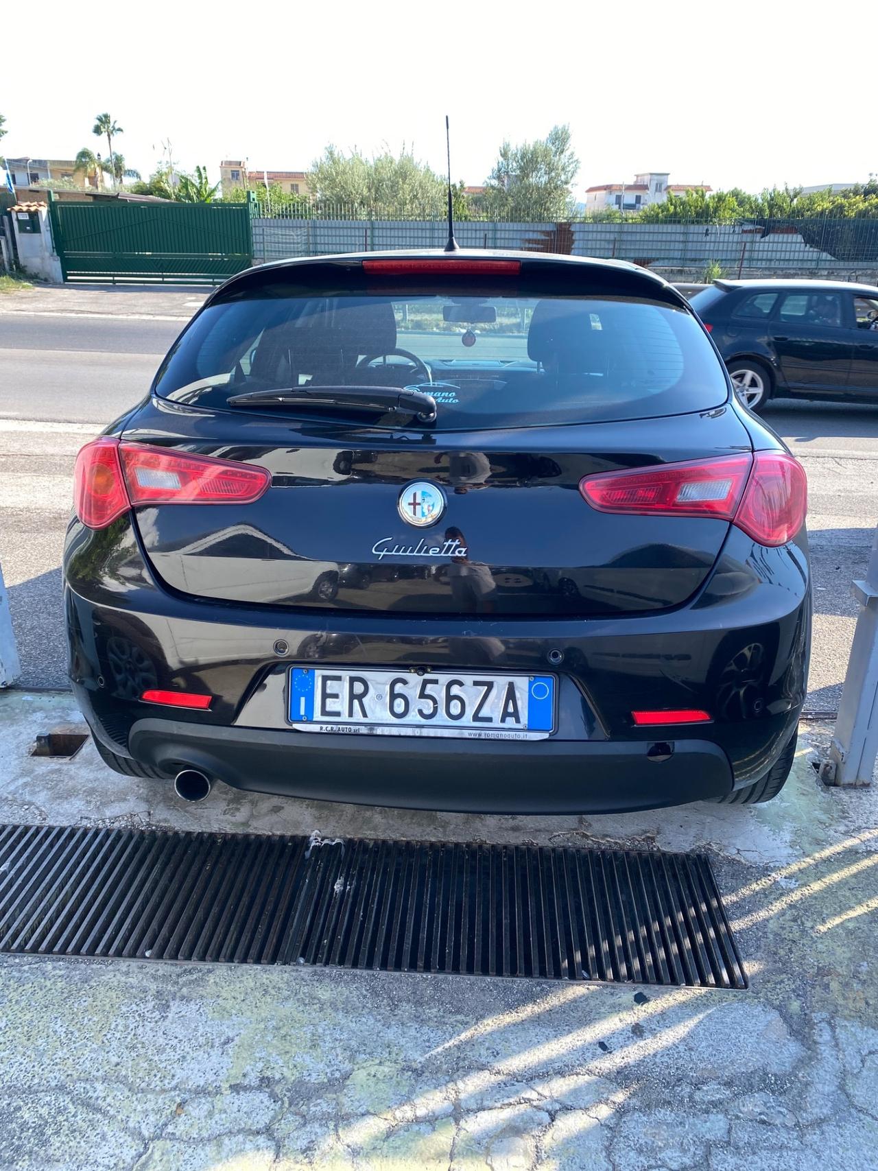 Alfa Romeo Giulietta 1.6 JTDm-2 105 CV Distinctive