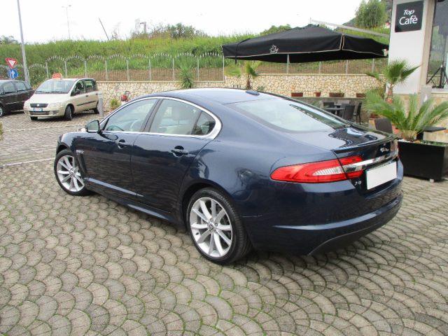 JAGUAR XF 2.2d S Luxury - PDC - RETROCAMERA