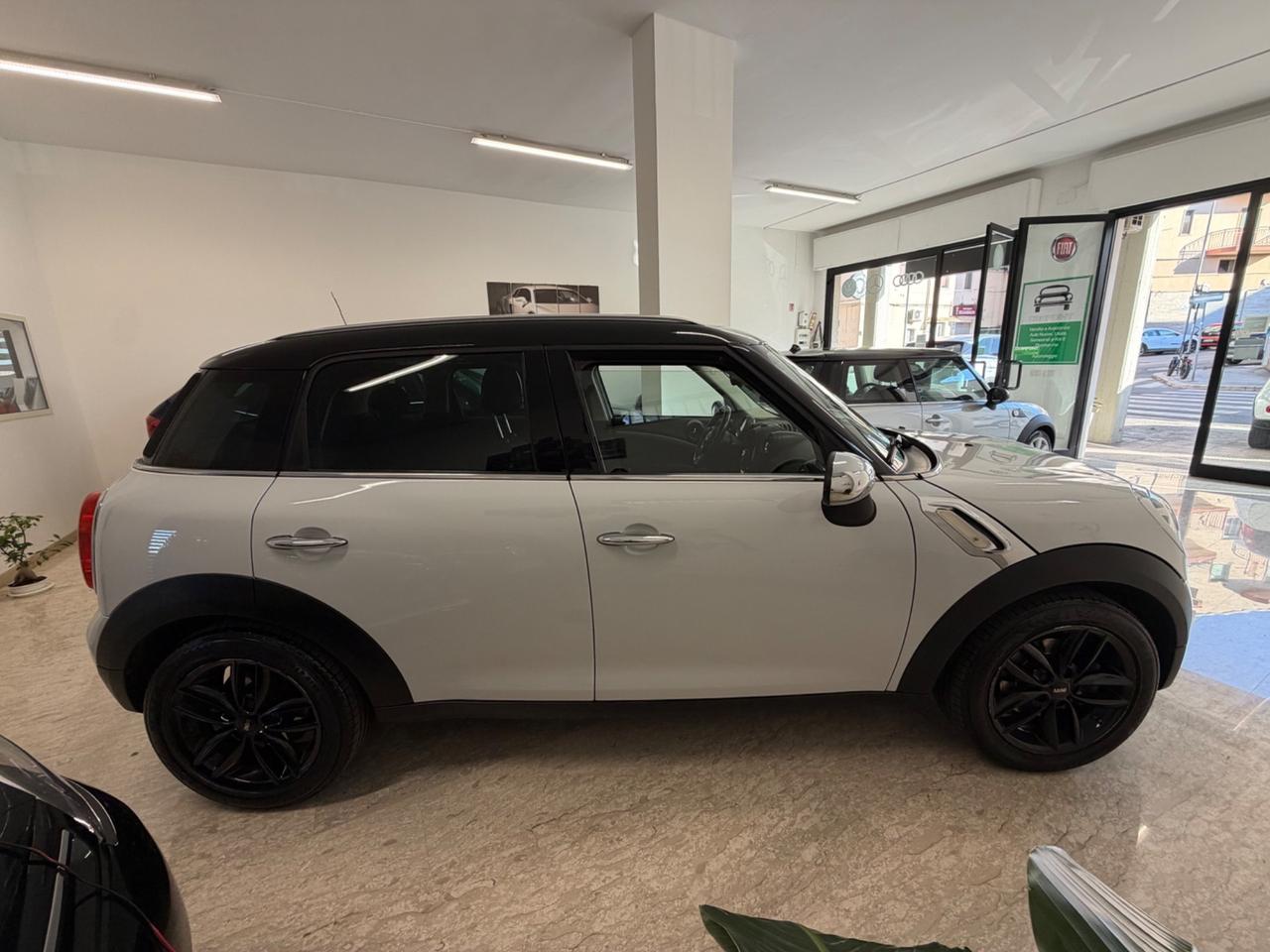 Mini Cooper Countryman 2.0 D Automatica
