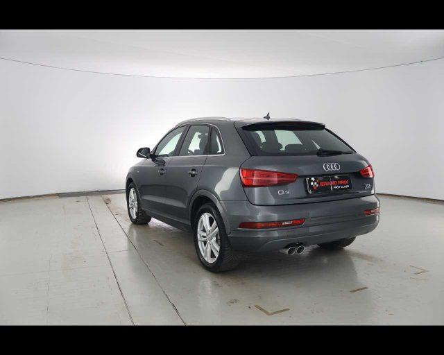 AUDI Q3 2.0 TDI 150 CV quattro S tronic Sport