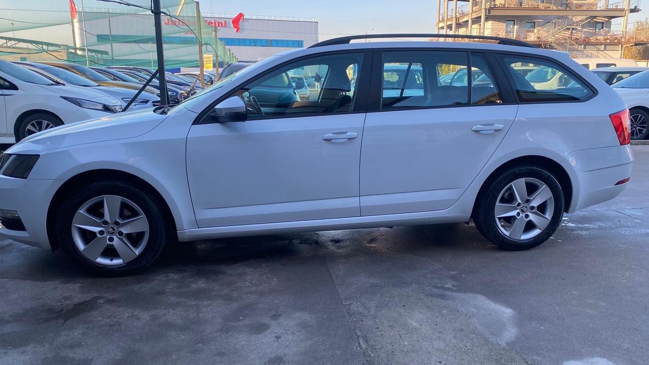 Skoda Octavia 1.6 TDI CR 115 CV Wagon Executive