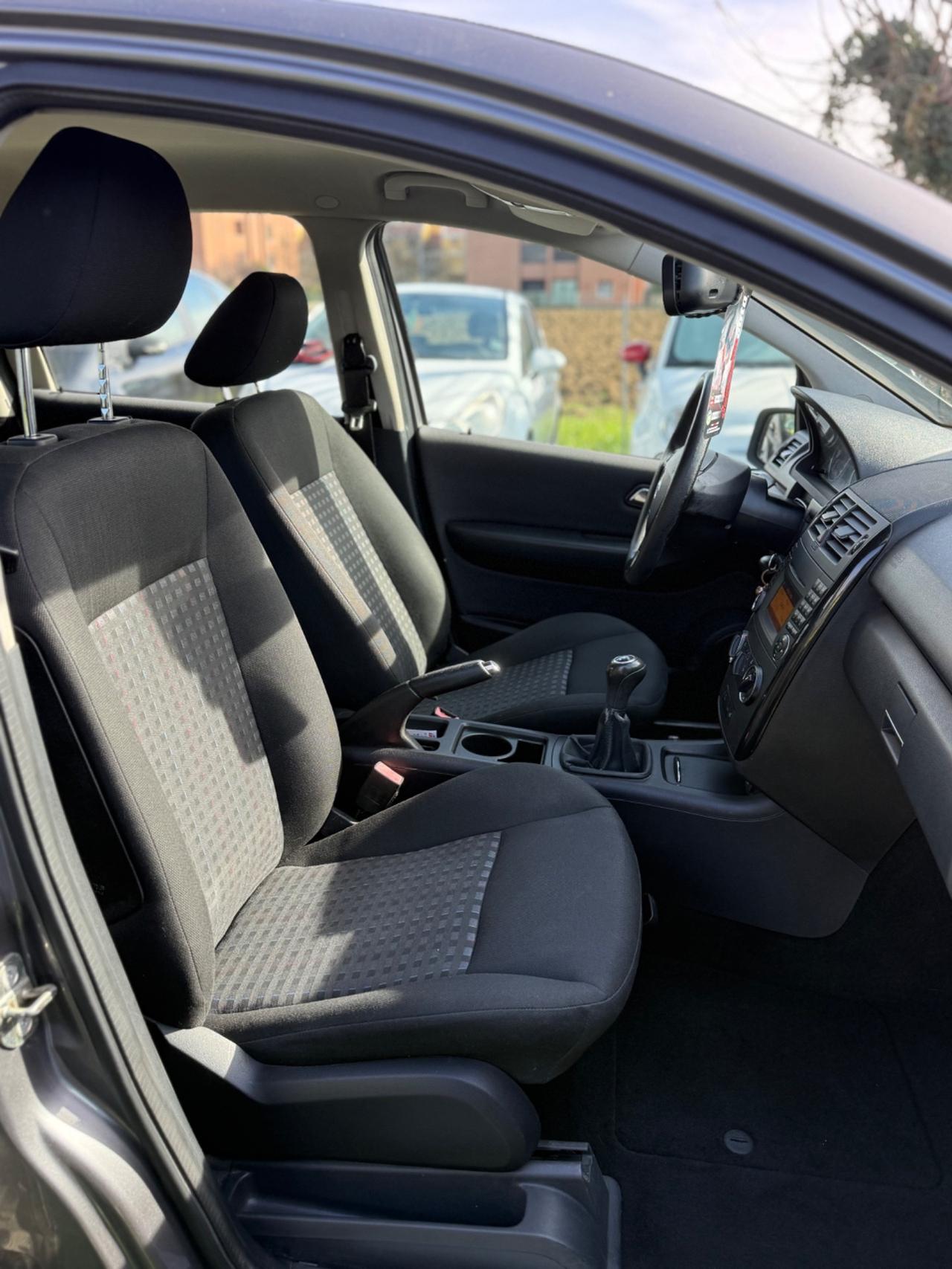 Mercedes CLASSE A 160 BENZINA 2011 BLUEFFICENCY NEOPATENTATI