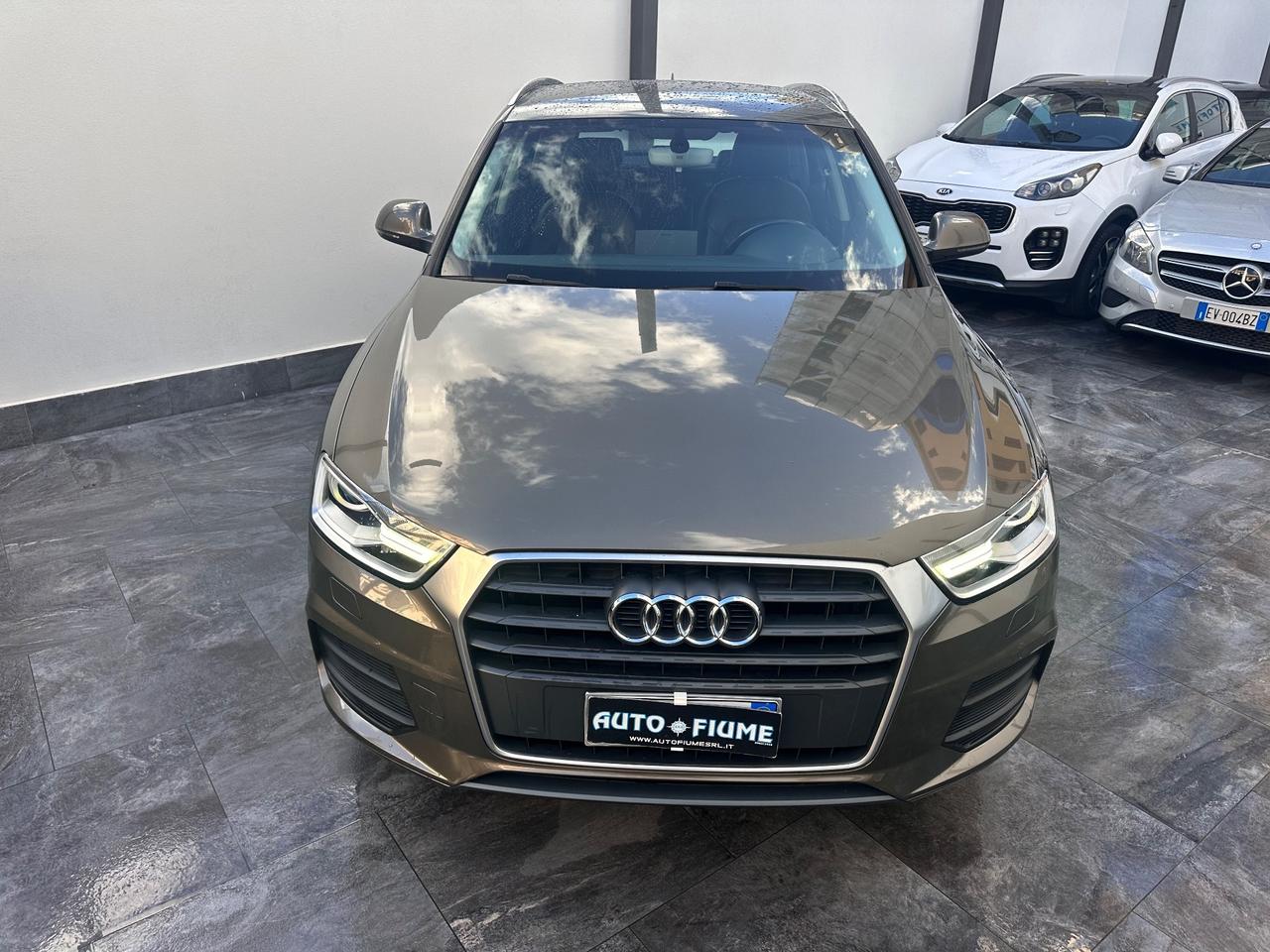 Audi Q3 2.0 TDI 120 CV Design
