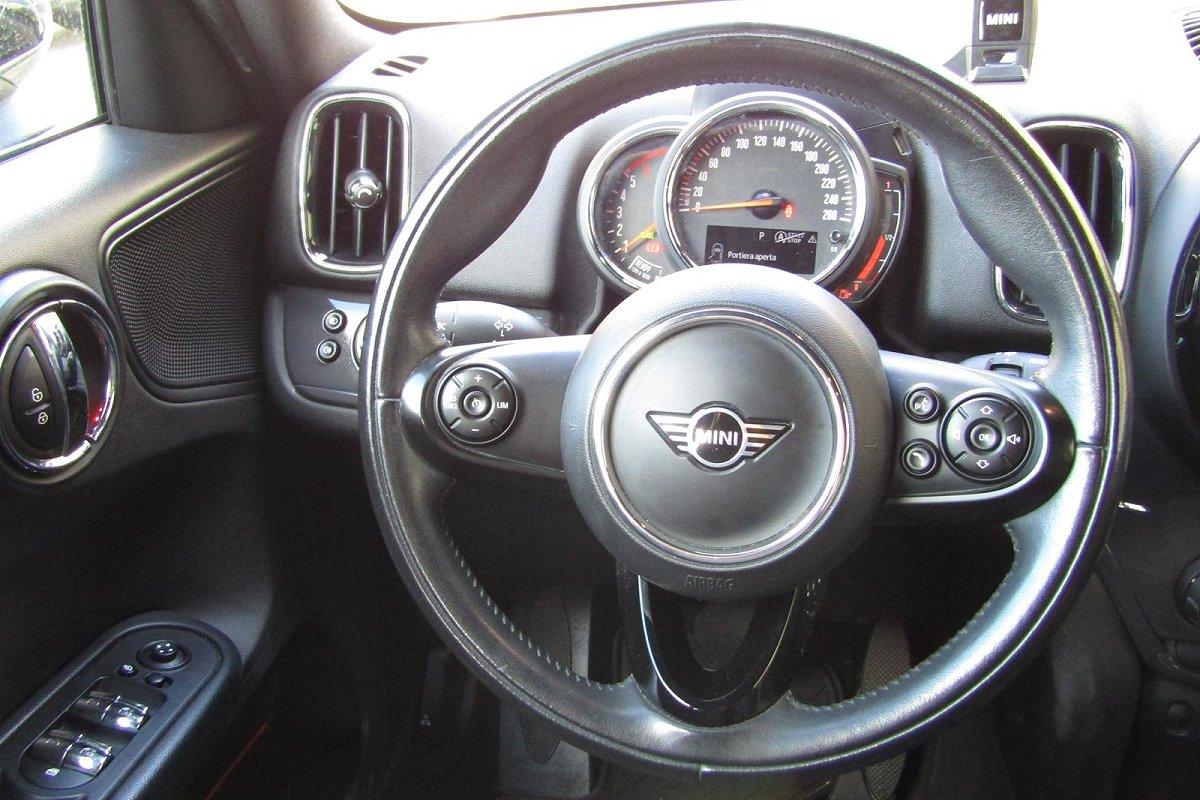 MINI Mini 2.0 Cooper D Baker Street Countryman