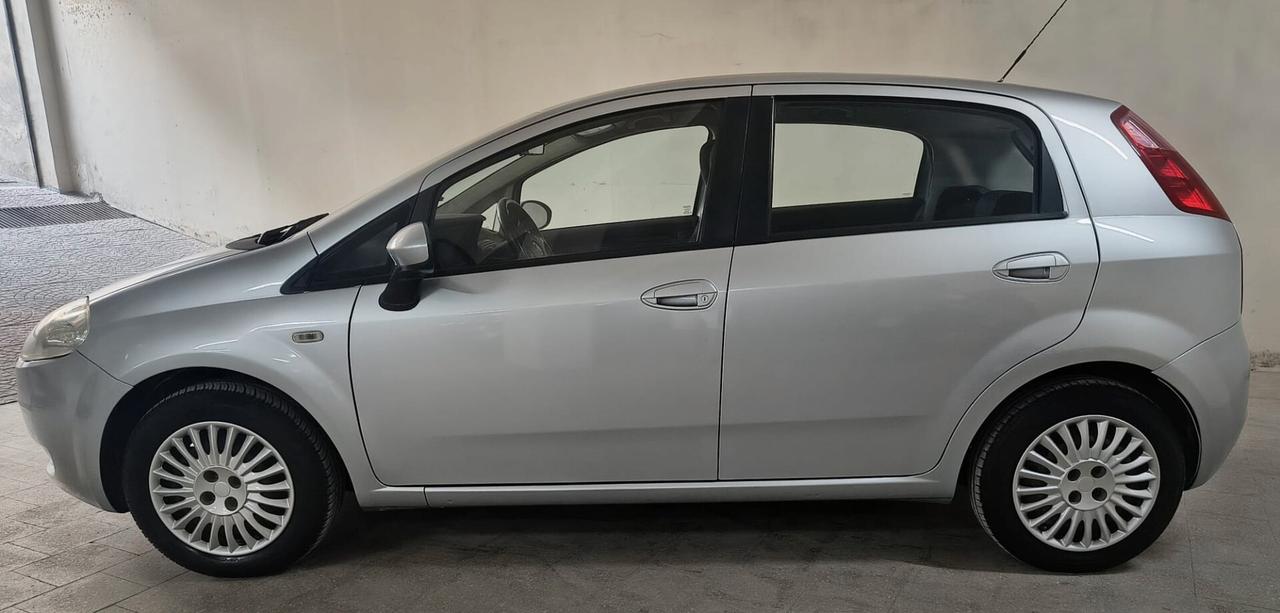 Fiat Grande Punto 1.3 MJT 75 CV 5 porte Dynamic
