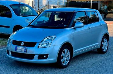 Suzuki Swift 4x4 5p. GPL