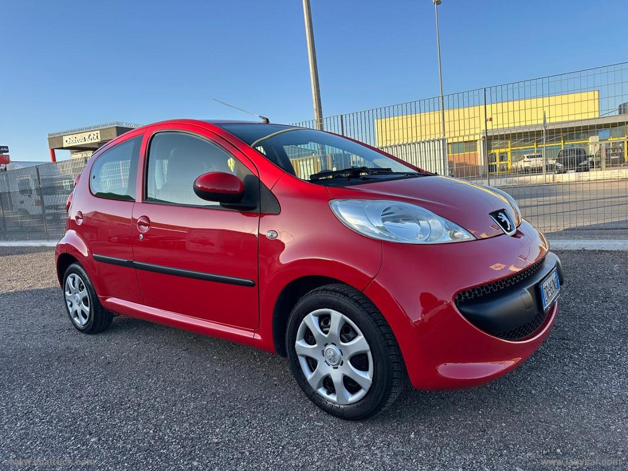 PEUGEOT 107 1.0 68 CV 5p.