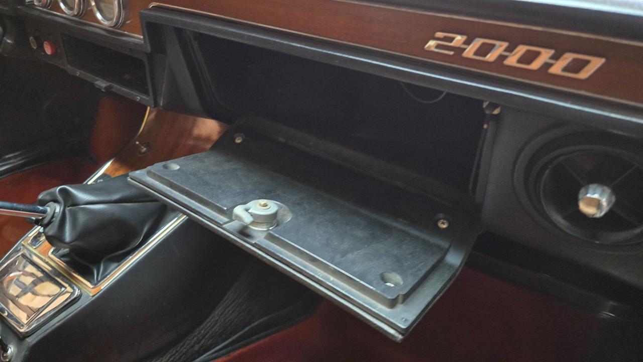 Alfa Romeo 2000 anno 1974 certificabile ASI