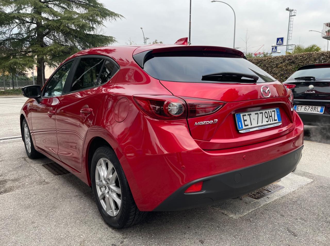 Mazda 3 Mazda3 1.5 Skyactiv-G Evolve