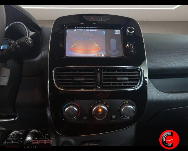 RENAULT Clio TCe 12V 75 CV 5 porte Moschino Life