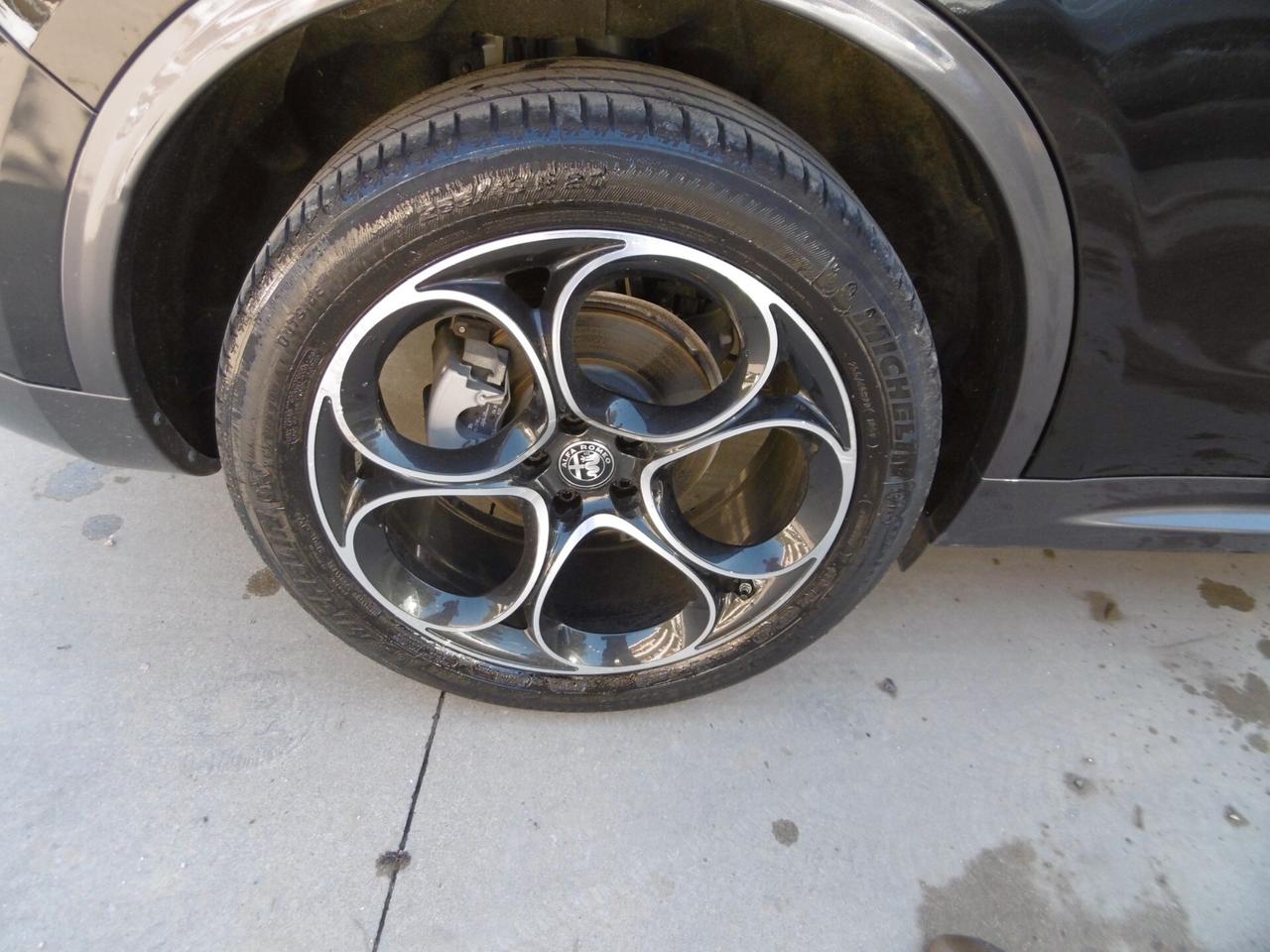 Alfa Romeo Stelvio 2.2 Turbodiesel 210 CV AT8 Q4 Ti