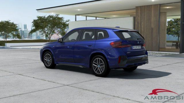 BMW iX1 xDrive30