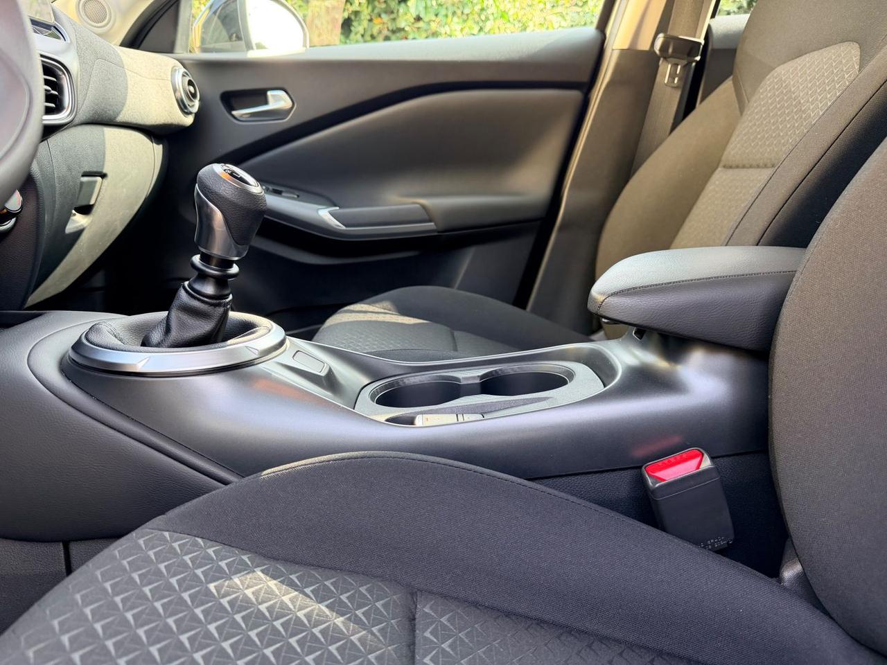 Nissan Juke Acenta 1.0 DIG-T 114 #9785