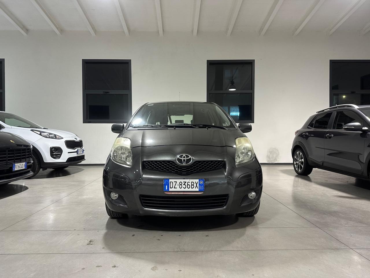 Toyota Yaris 1.3 5 porte Sol