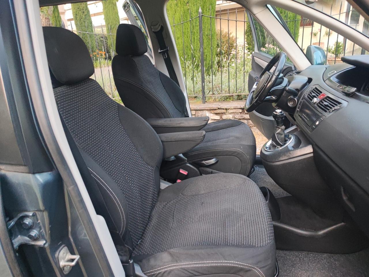 Citroen C4 Grand Picasso7 posti neopatentati