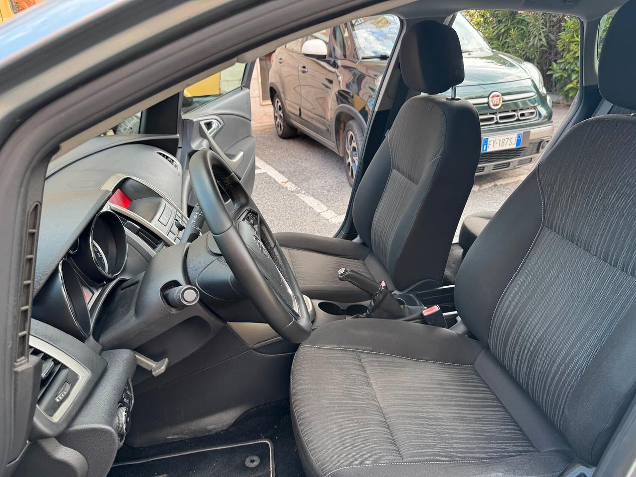 Opel Astra 1.4 100CV 5 porte Elective