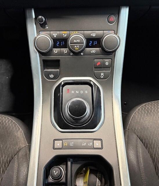 Land Rover Range Evoque 2.0 TD4 150 CV 5p. Pure